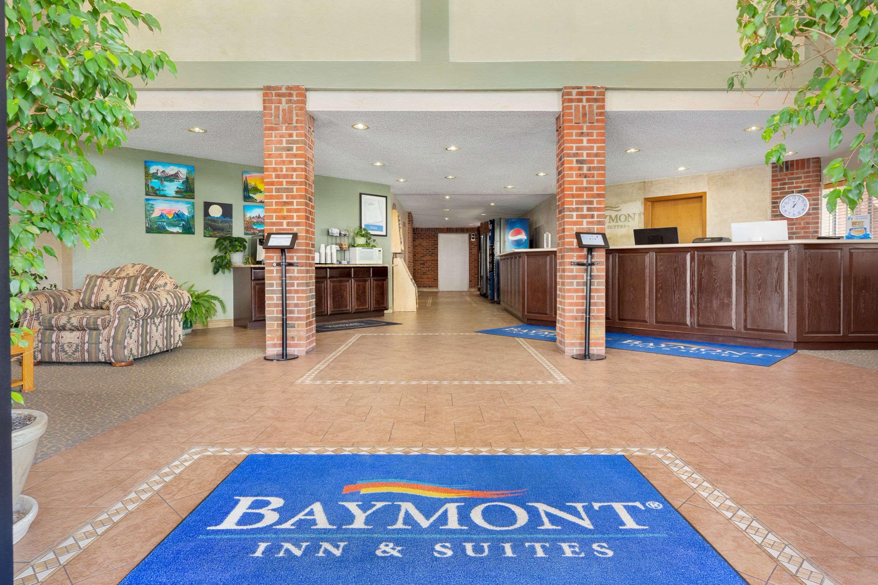 Baymont By Wyndham Cortez Ngoại thất bức ảnh